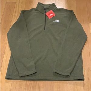 Men’s North Face Fleece in Large NWT